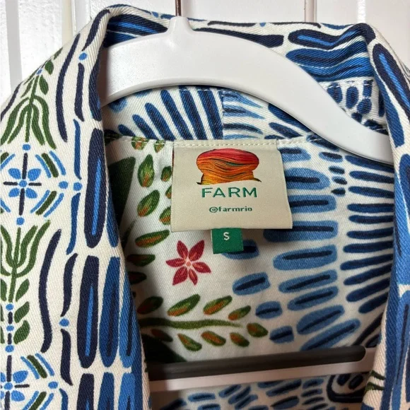 FARM Rio Sleeveless V-Neck Printed Jumpsuit in Blue, Green & Red - Picture 3 of 8